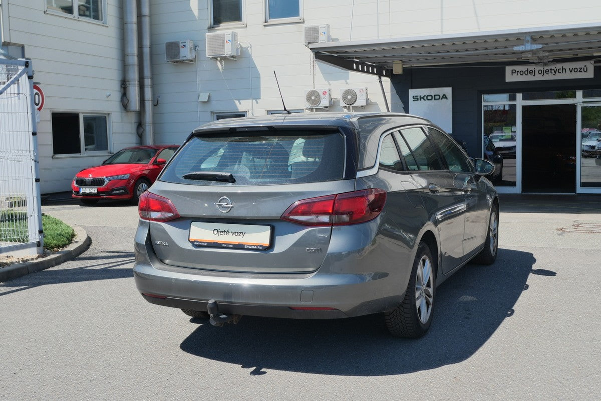 Opel Astra 1.6 CDTi 81kW Enjoy – foto 2