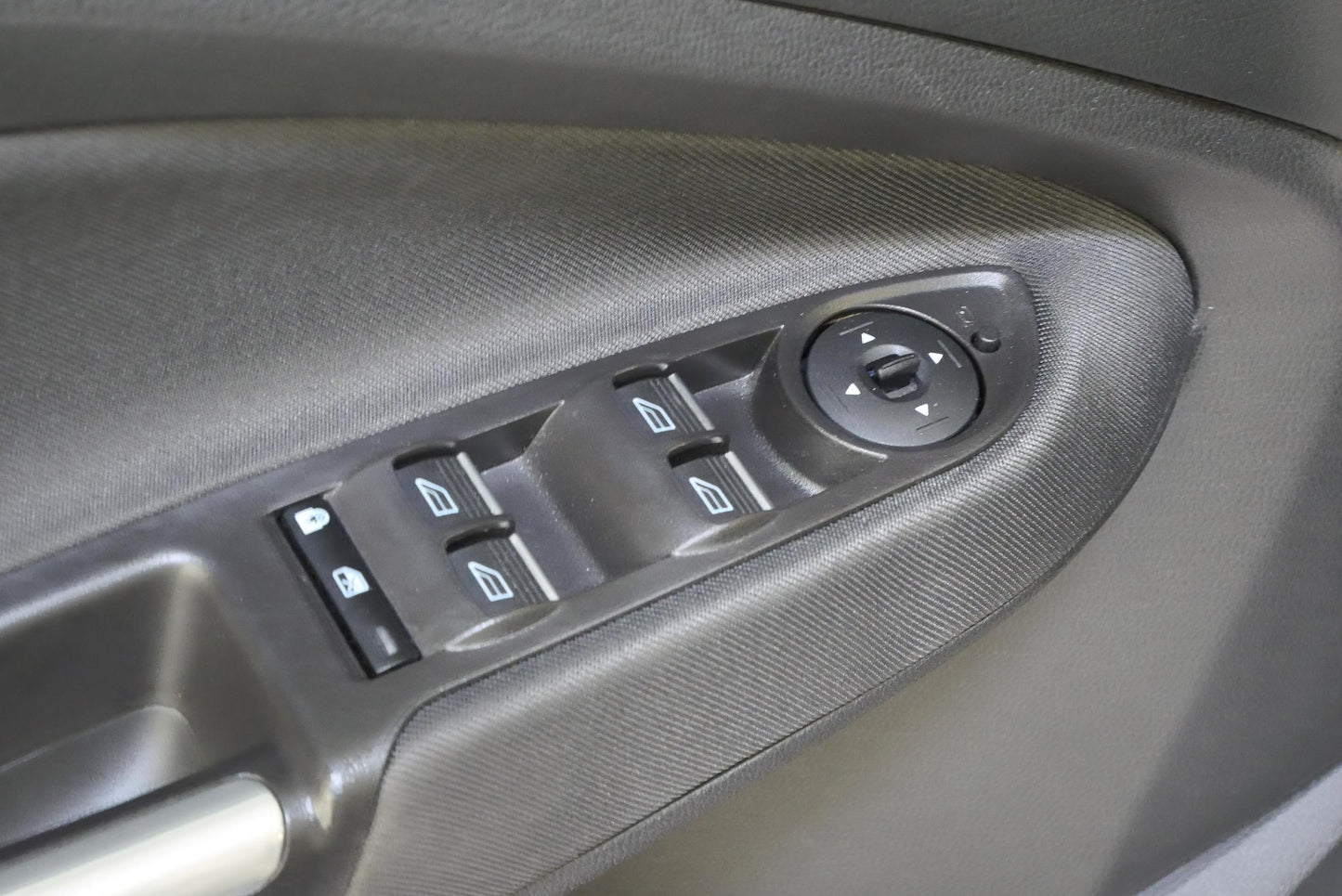 Ford C-MAX 1.0 EcoBoost 92 kW Titanium