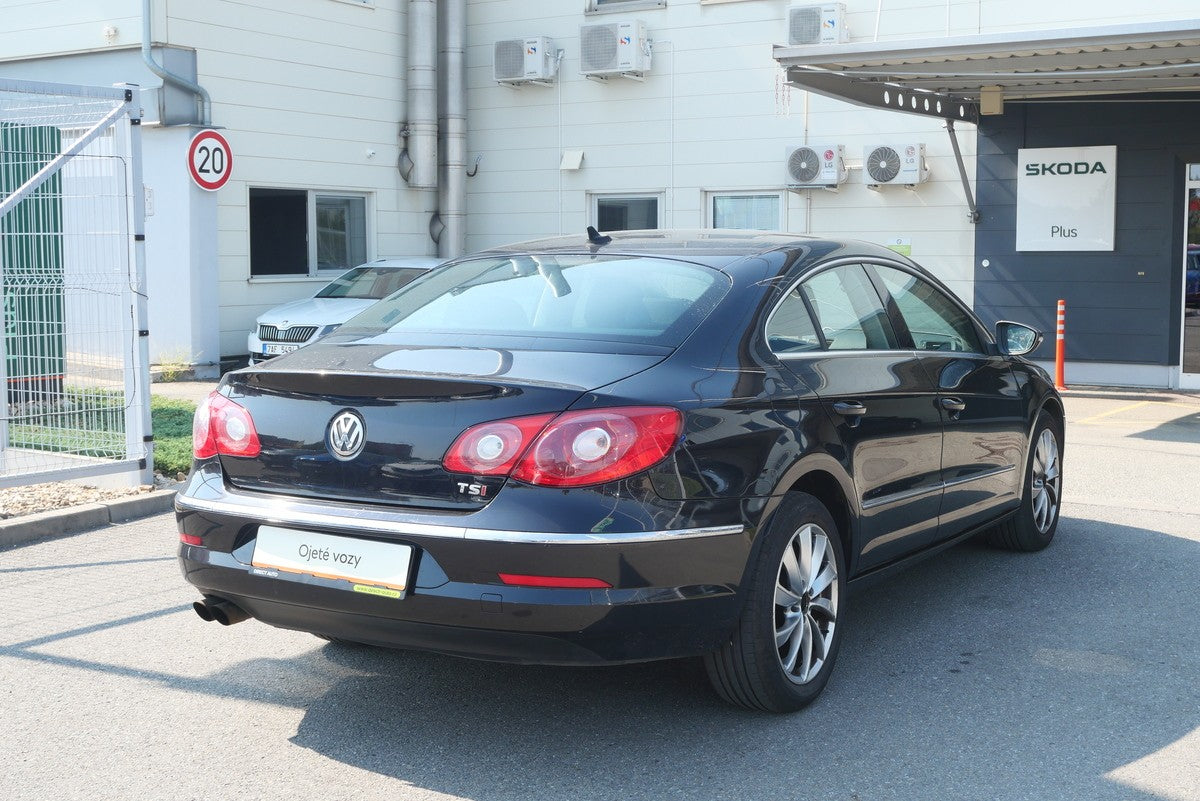 Volkswagen Passat 1.8 TSI 118 kW DSG Sport