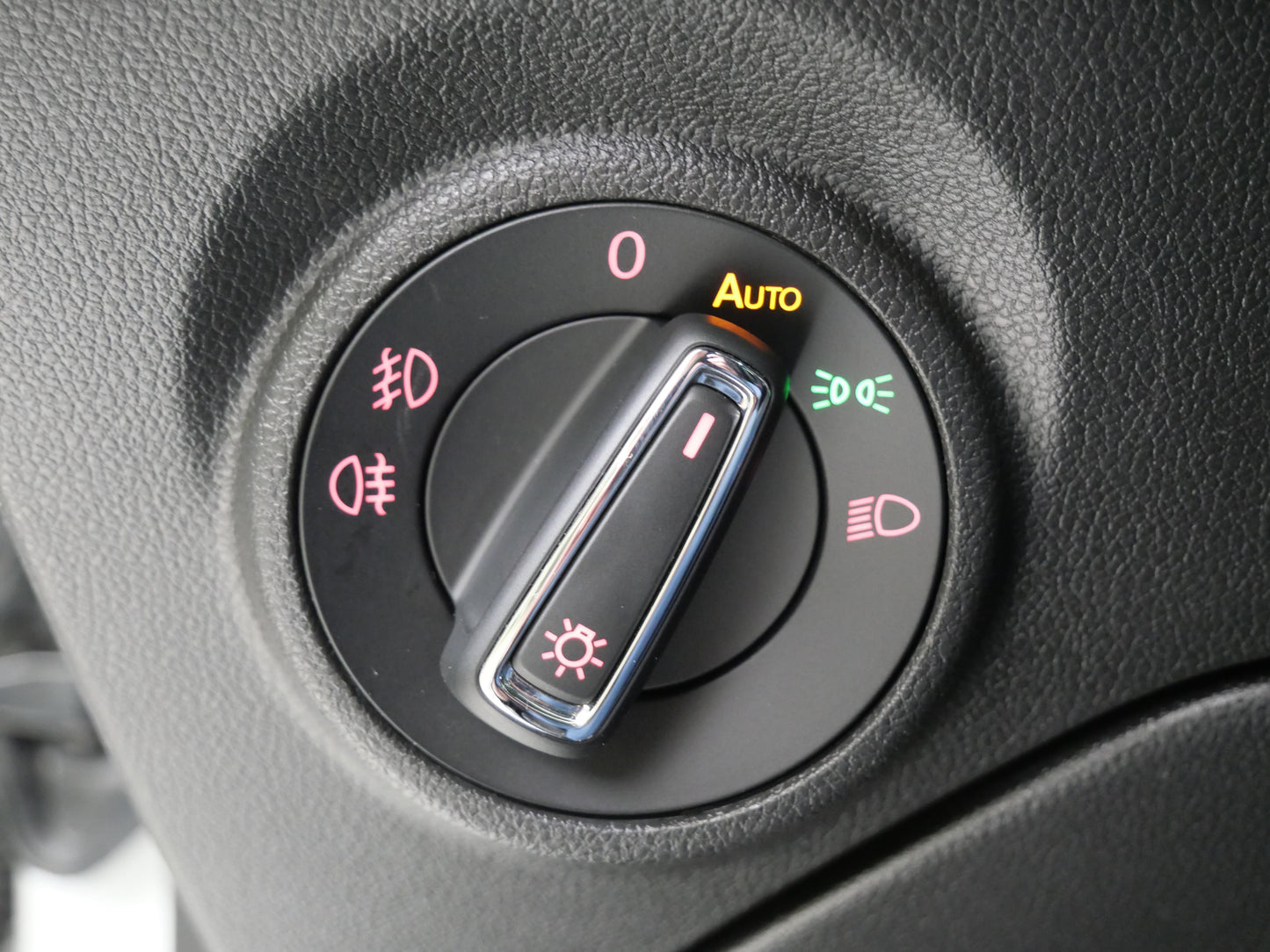 Seat Leon 1.5 TGI 96 kW FR Black Edition