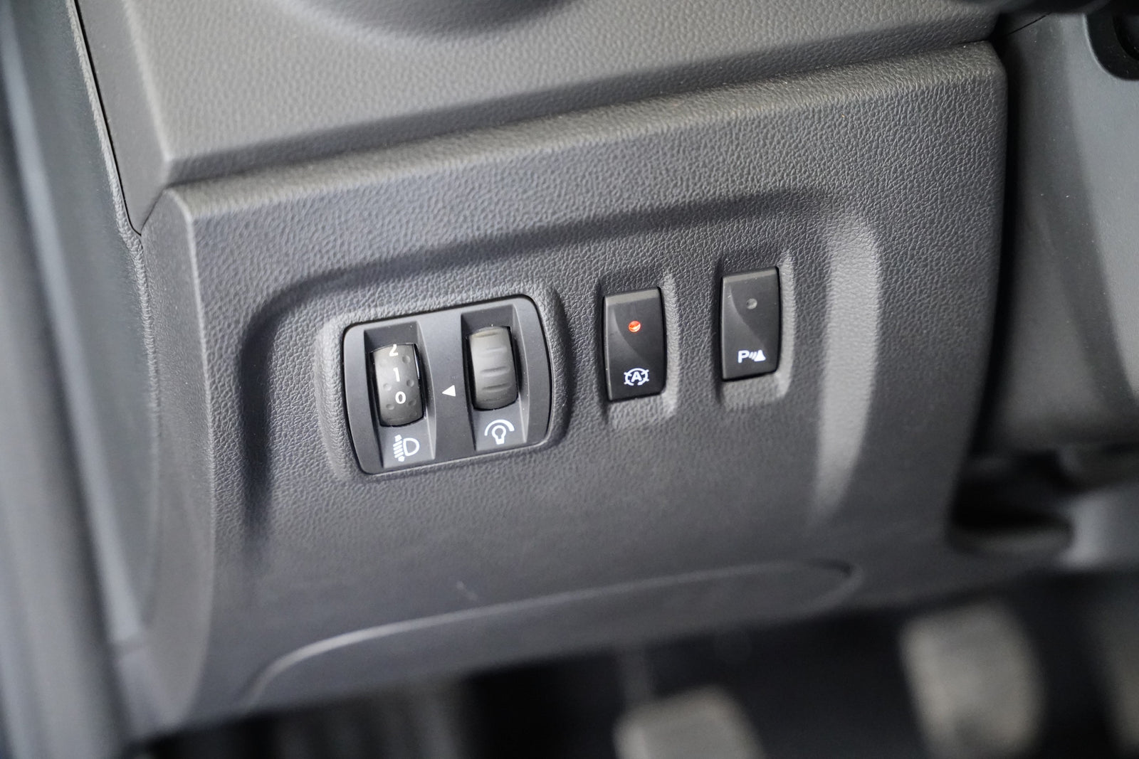 Renault Captur 0.9 Tce 66 kW Limited – foto 12