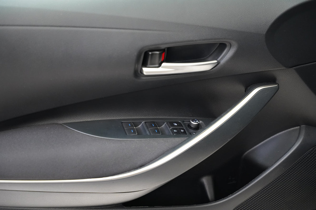 Toyota Corolla 1.5 Dynamic Force 92 kW – foto 12
