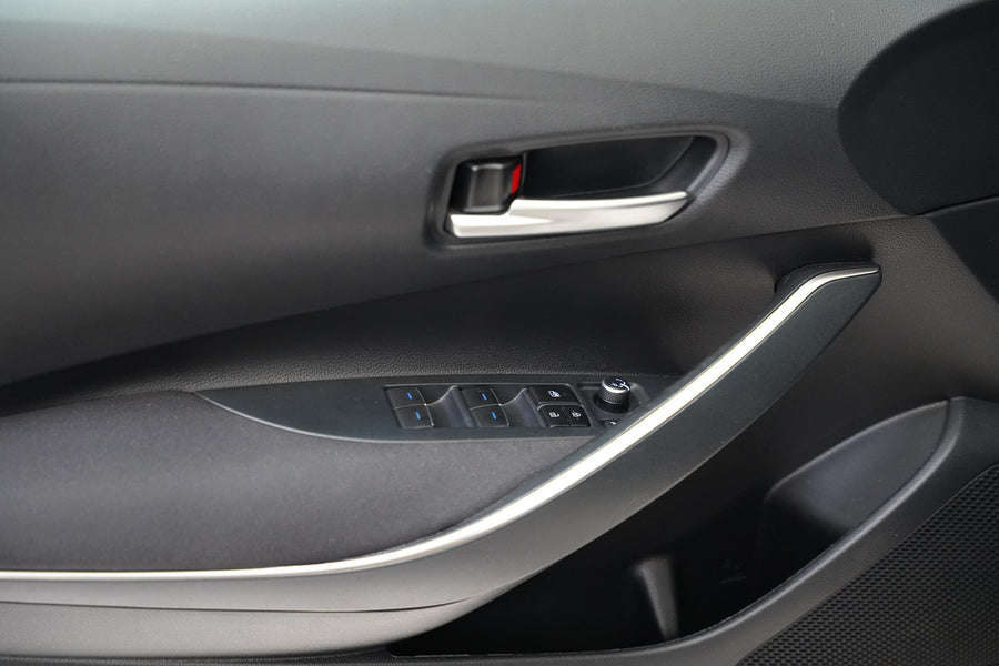 Toyota Corolla 1.5 Dynamic Force 92 kW – foto 12
