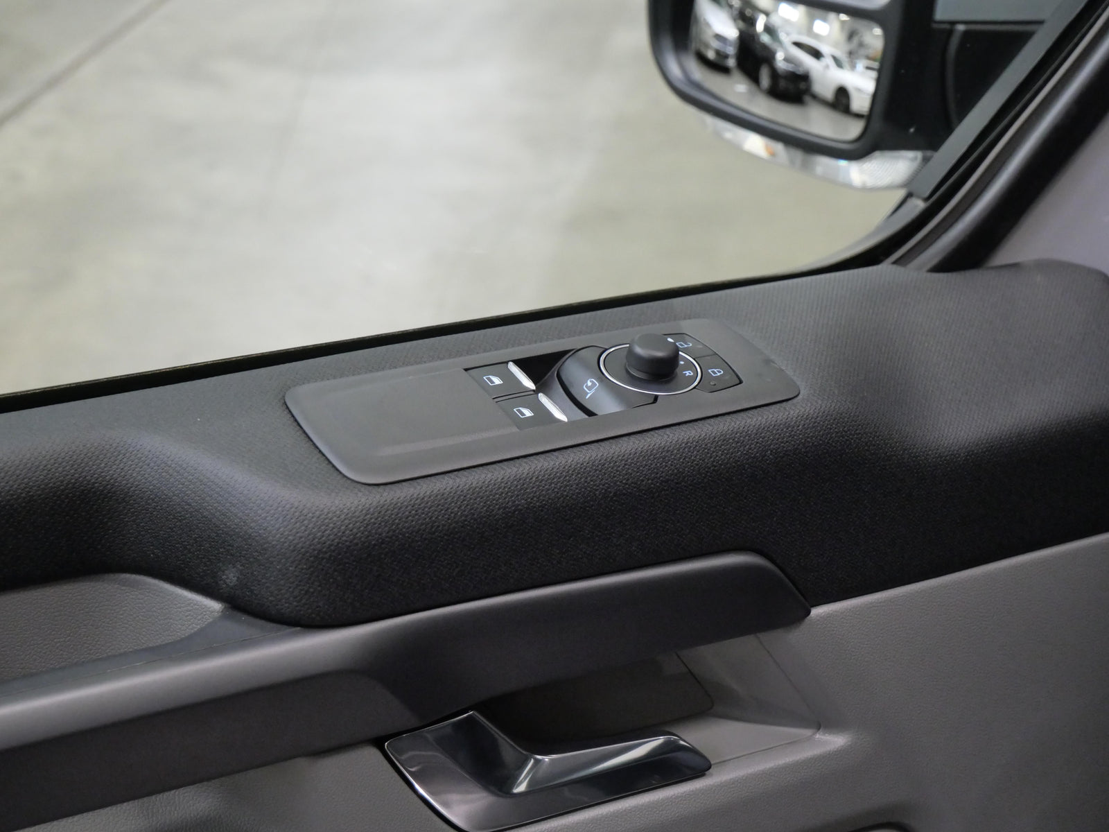 Ford Tourneo Custom 2.0 EcoBlue 125 kW Sport L1 – foto 12