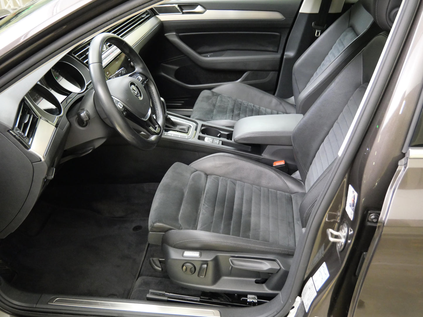 Volkswagen Passat 2.0 TDI 110 kW DSG Highline