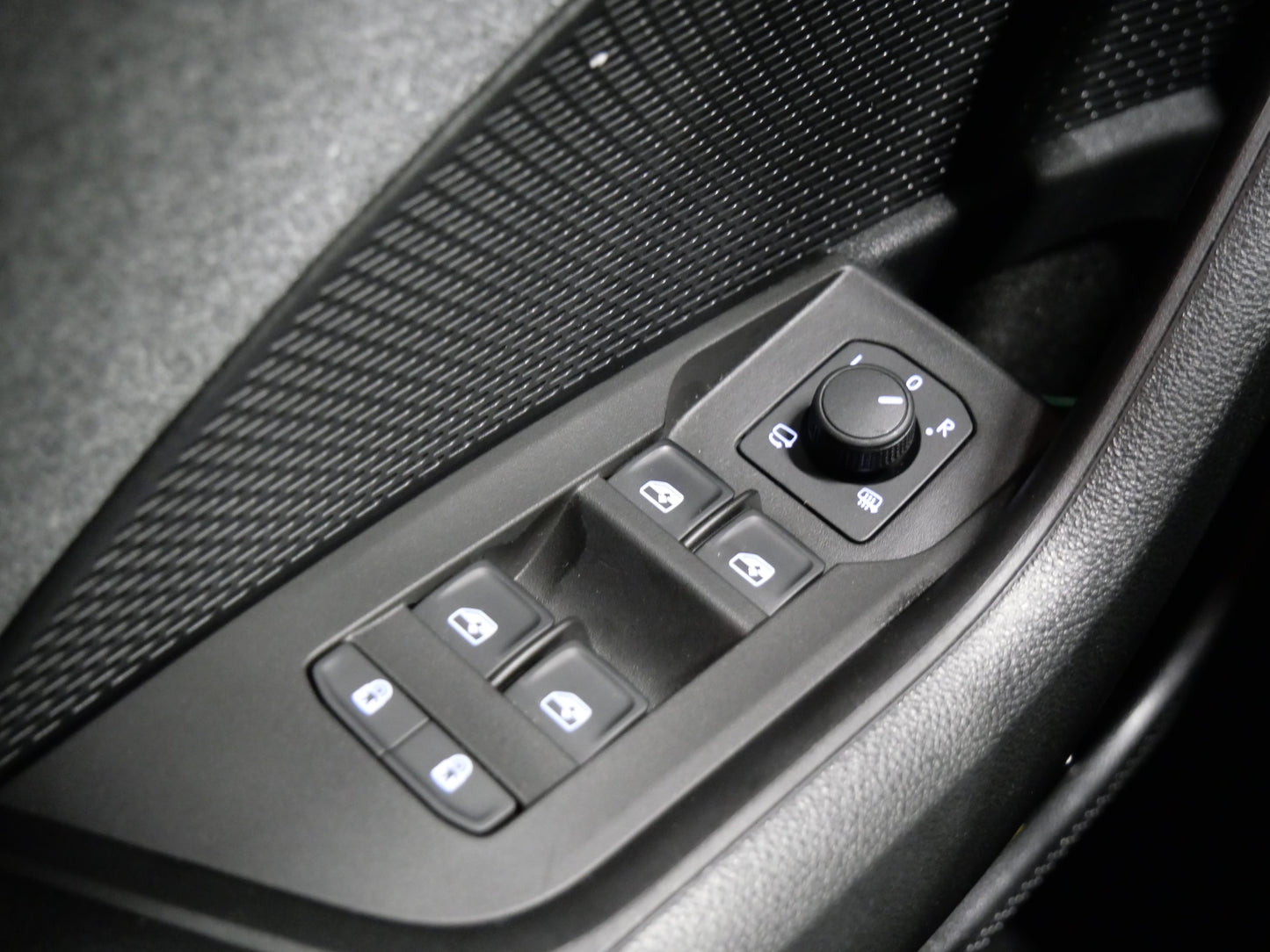 Škoda Octavia 1.5 TSI M-HEV 110 kW Selection