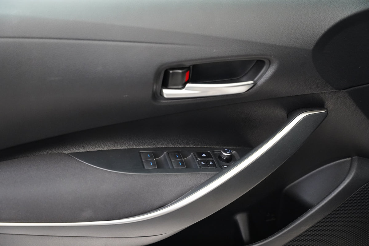 Toyota Corolla 1.5 Dynamic Force 92 kW – foto 12