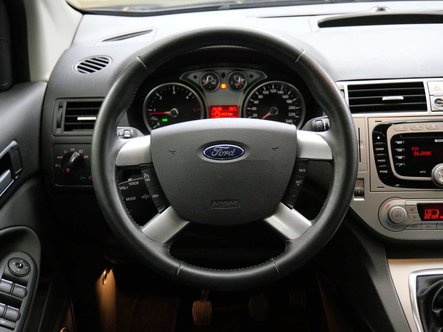 Ford Kuga 2.0 TDCi 120 kW Trend