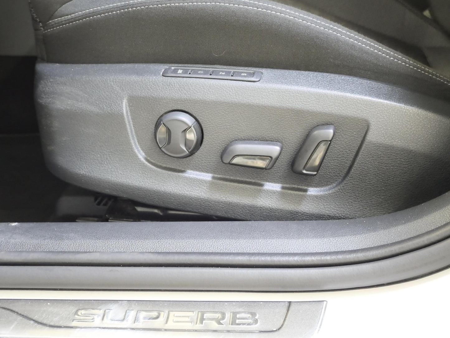 Škoda Superb 2.0 TDI 147 kW 4x4 Style