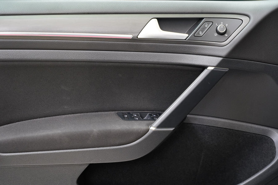 Volkswagen Golf 2.0 TSI 169 kW GTI – foto 12