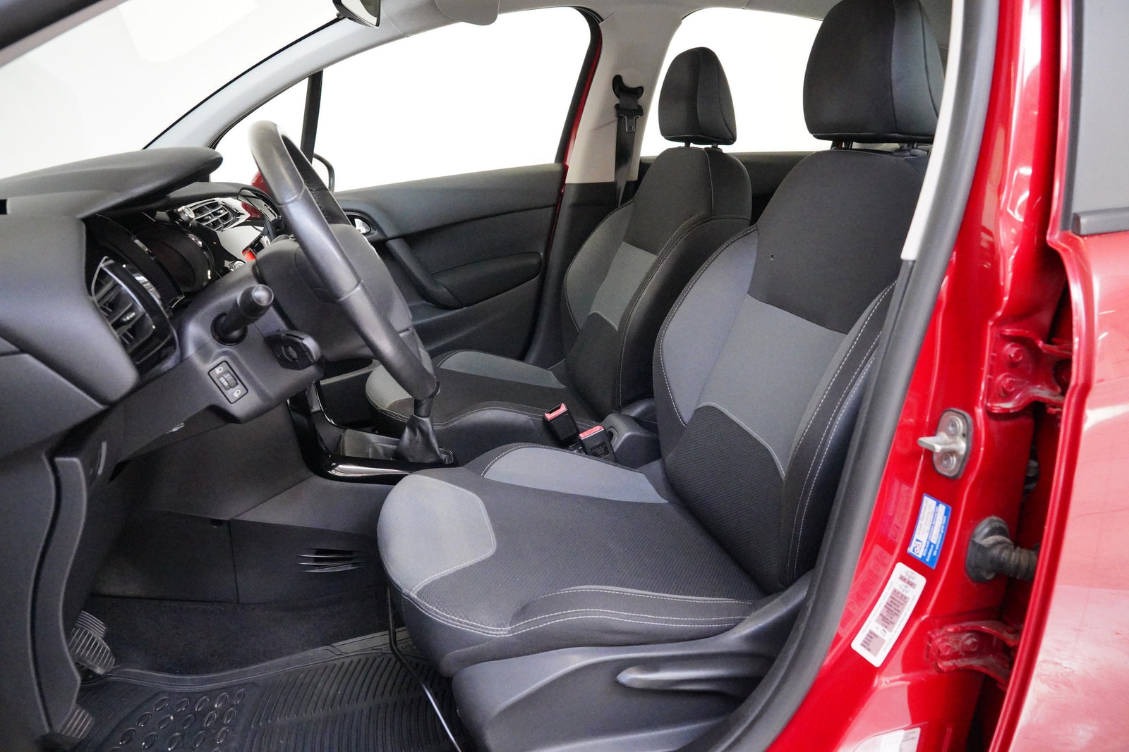 Citroën C3 1.1i 44 kW – foto 12