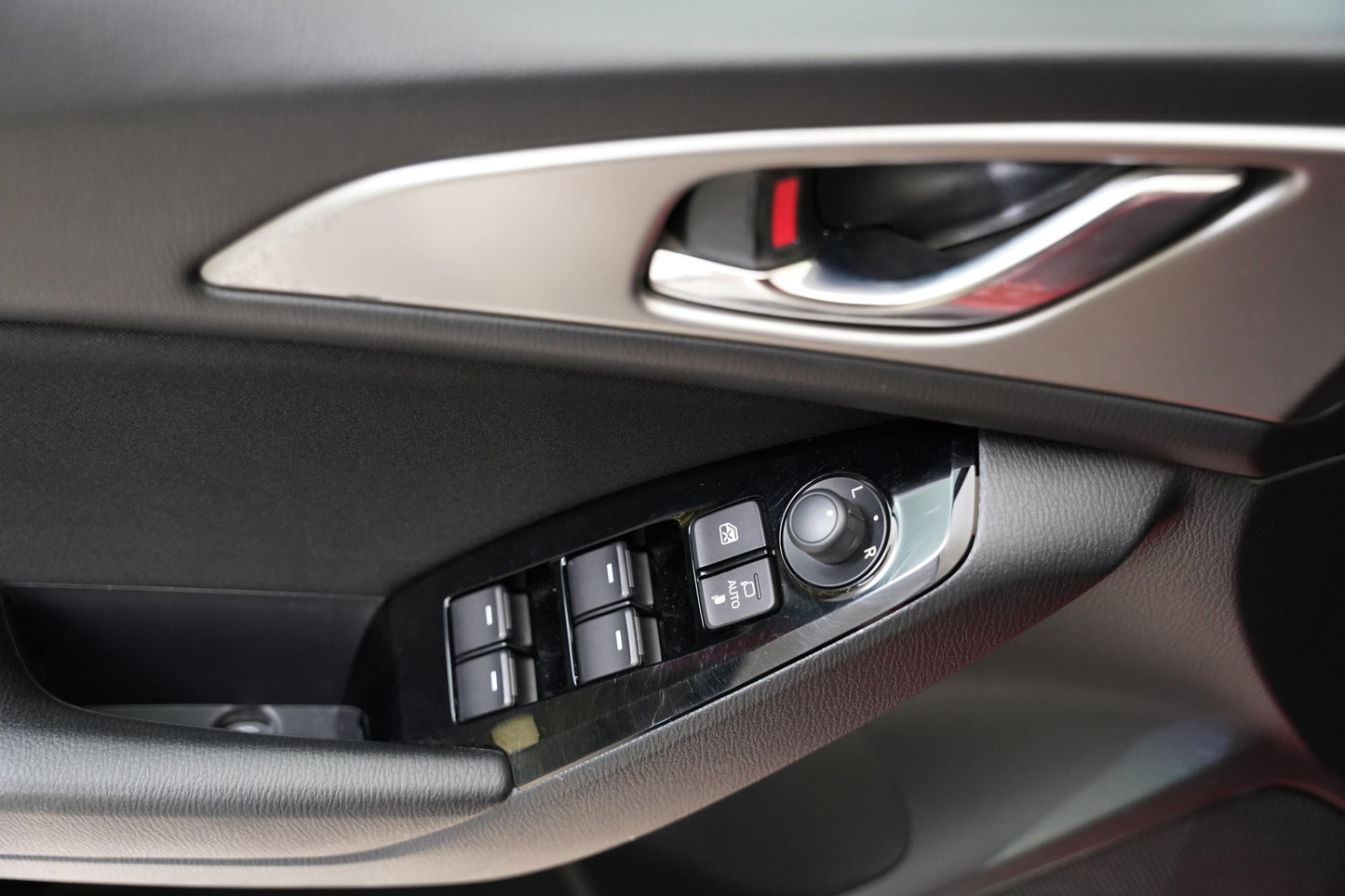 Mazda 3 2.0 SKYACTIV-G 88 kW Exclusive