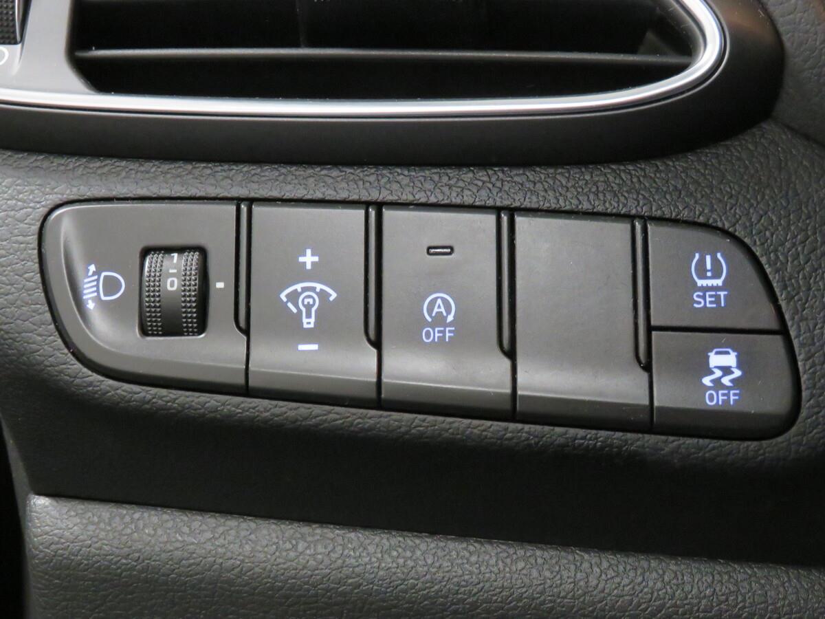 Hyundai i30 1.0 T-GDI 88 kW Family Comfort