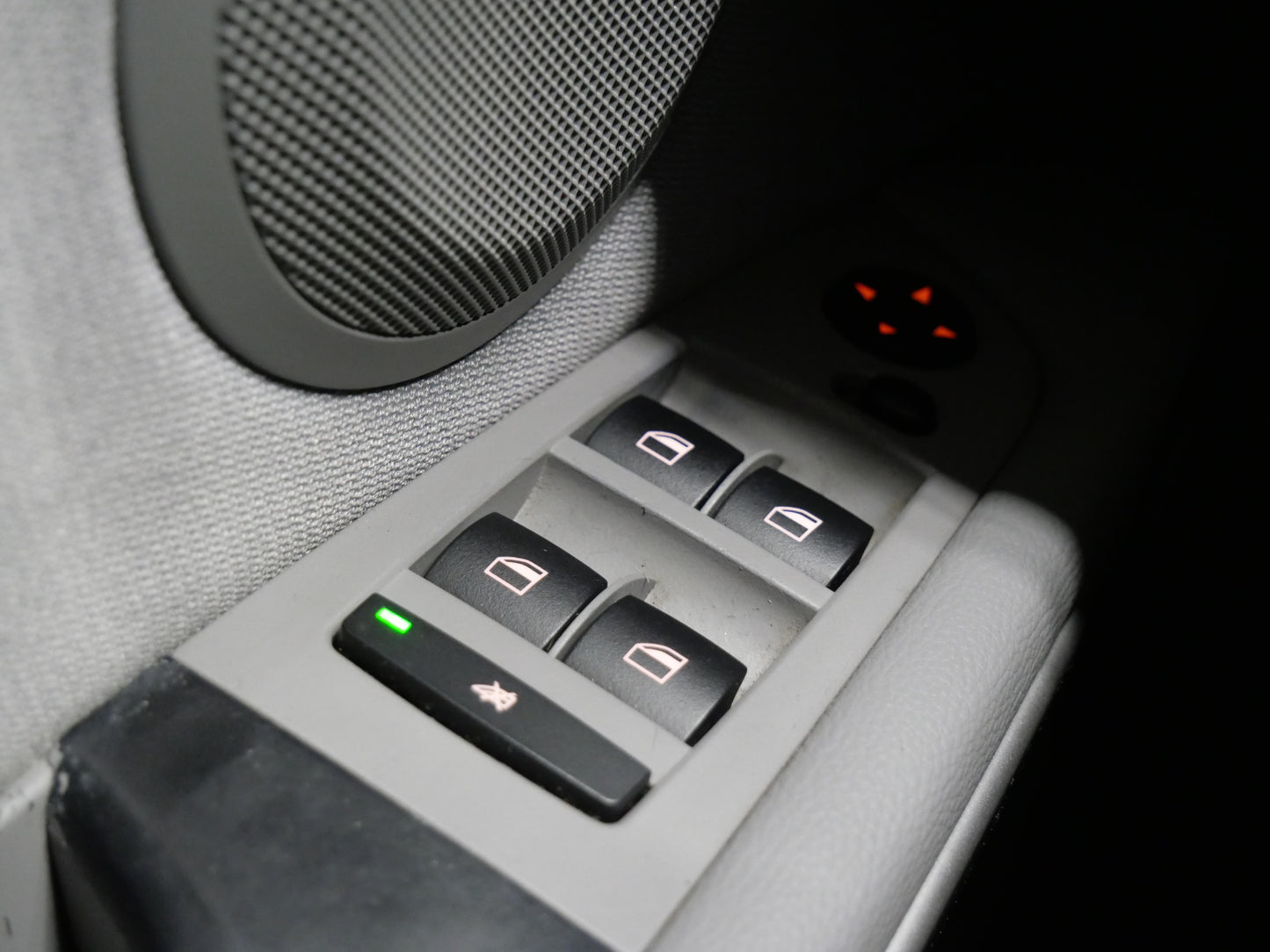 BMW 3 Series 318i 95 kW