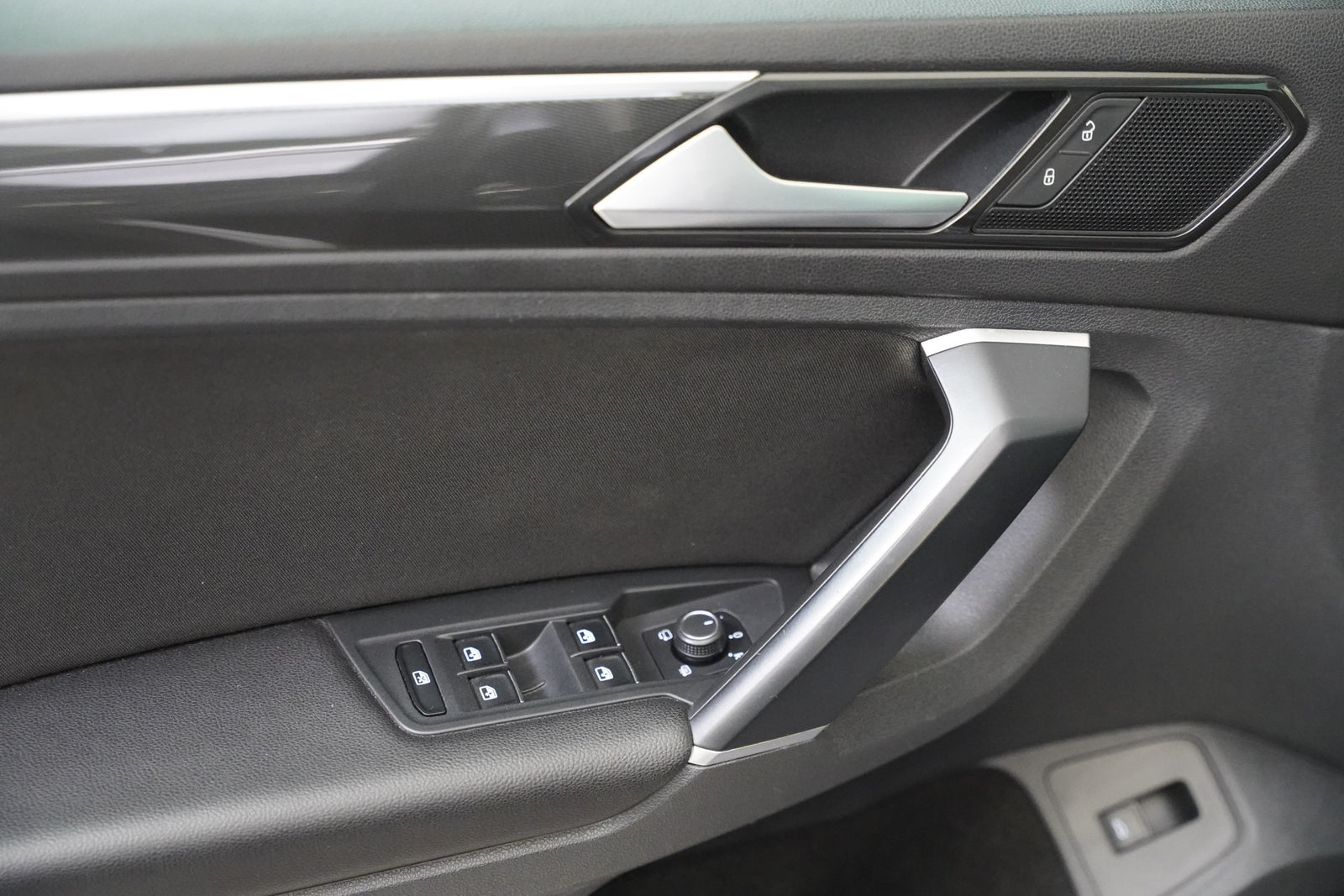 Volkswagen Tiguan 1.4 TSI 110kW 4Motion Highline – foto 12