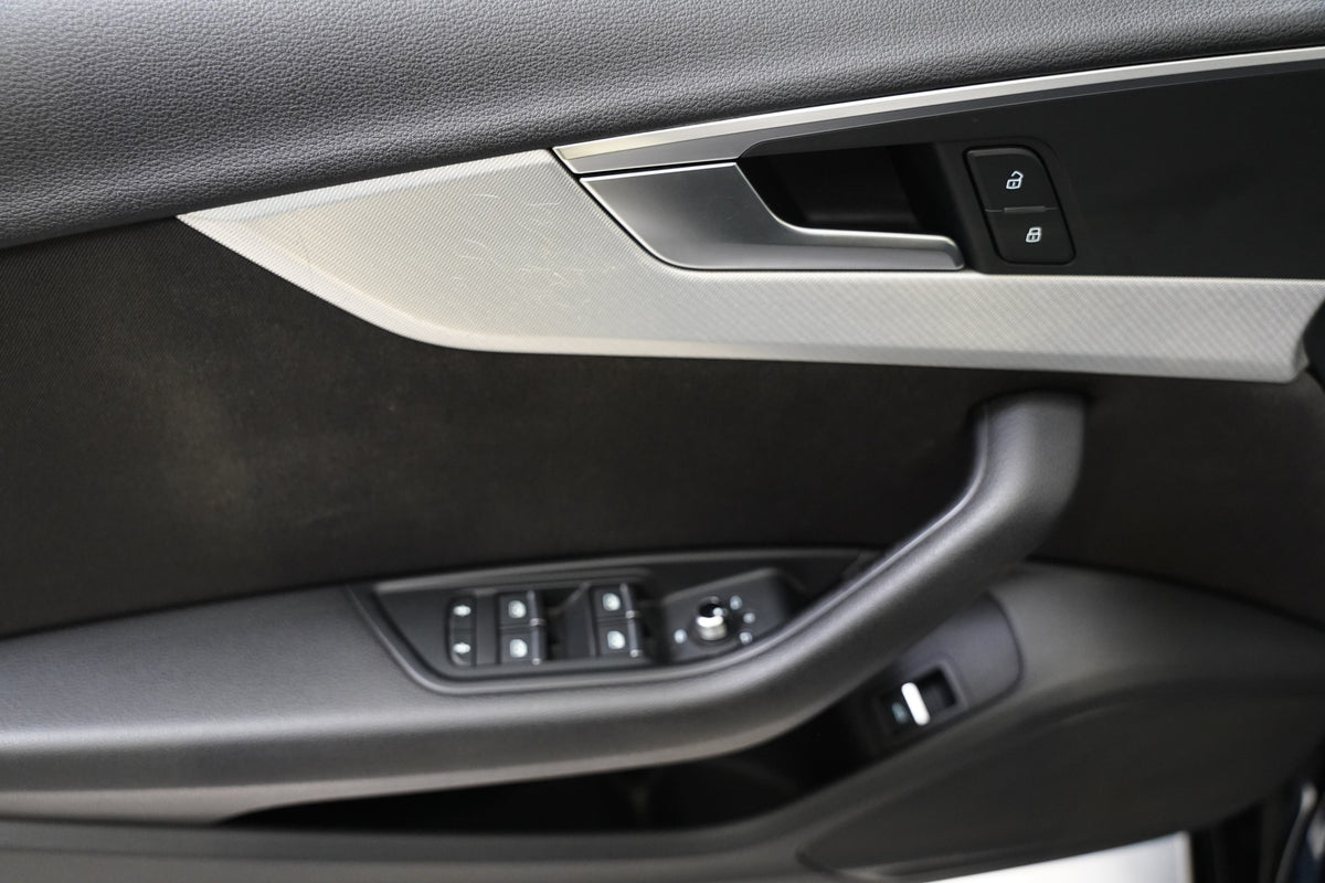 Audi A4 2.0 TDI 110 kW Avant – foto 12