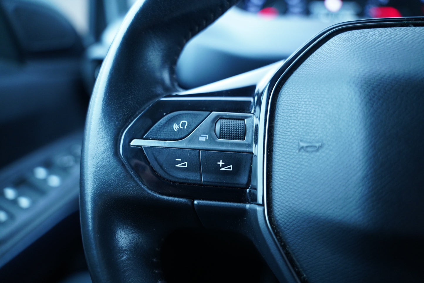 Peugeot Rifter 1.5 BlueHDI 96 kW Allure