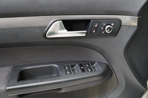 Volkswagen Touran 1.6 TDI 77 kW Comfortline – foto 12
