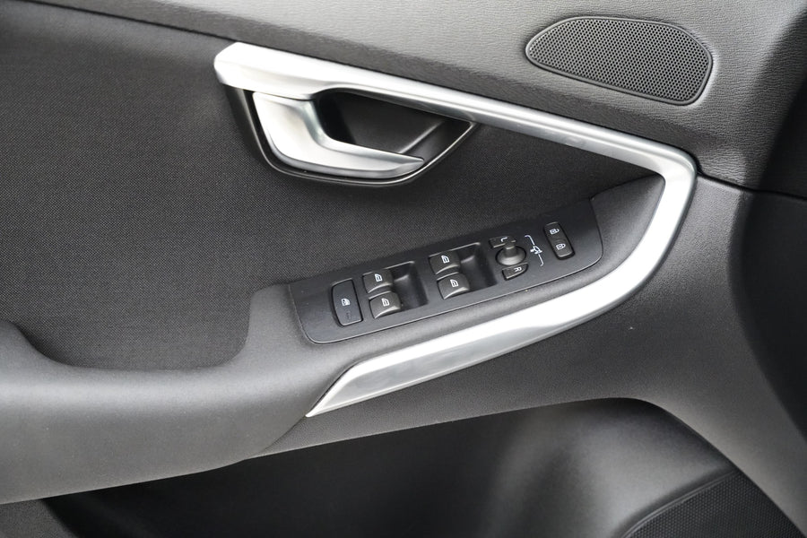 Volvo V40 2.0 D 88 kW – foto 12