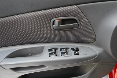 Kia Rio 1.4i 71 kW – foto 12