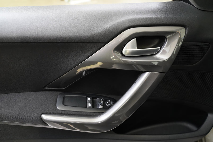 Peugeot 2008 1.2 PureTech 81 kW – foto 12