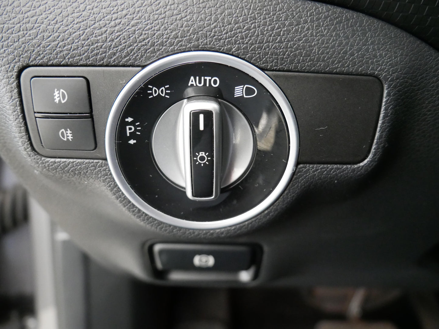 Mercedes-Benz A-Class 1.6 BlueEfficienty 90 kW