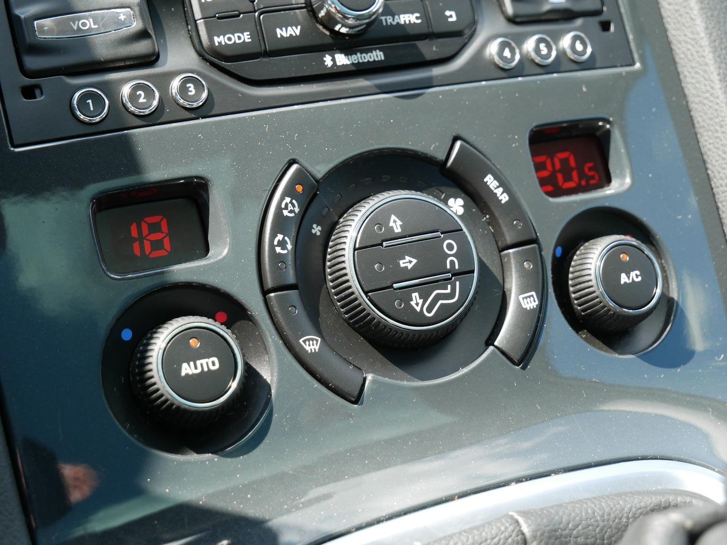Peugeot 5008 1.6 HDI 88 kW