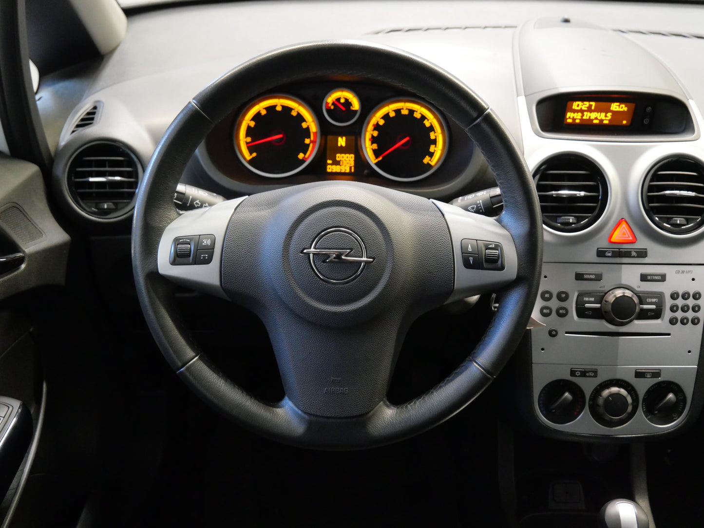 Opel Corsa 1.2 16V 63 kW