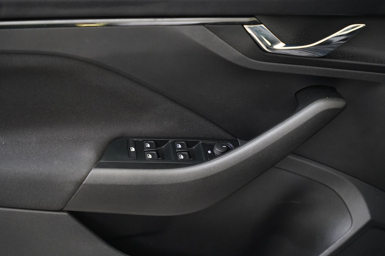 Škoda Kamiq 1.0 TSI 85 kW Selection – foto 12