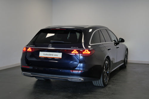 Mercedes-Benz E-Class E 300 145 kW 4MATIC – foto 2
