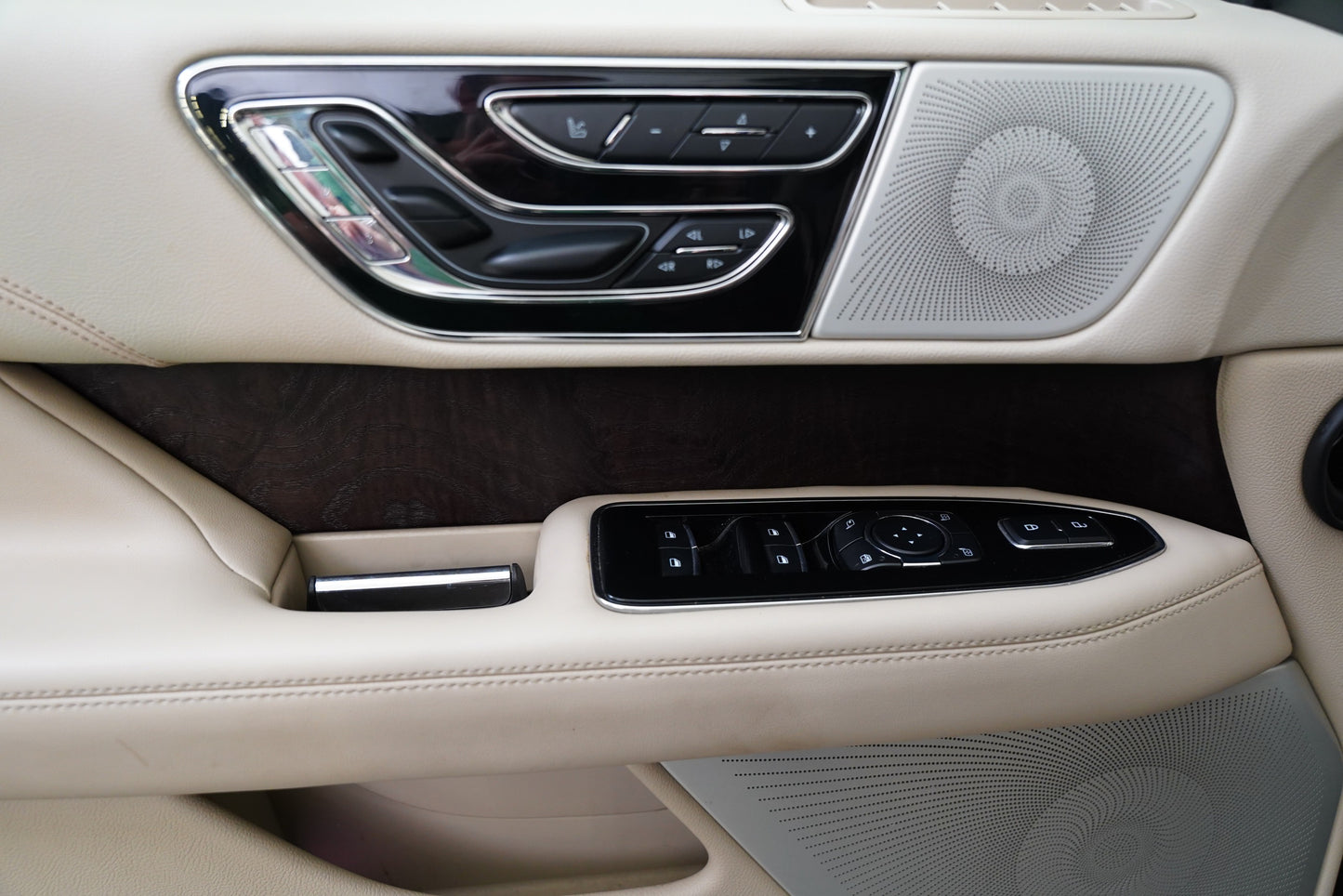 Lincoln Navigator 3.5 EcoBoost V6 336 kW