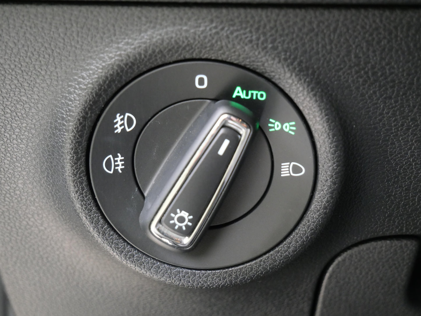 Škoda Karoq 1.5 TSI 110 kW Top Selection