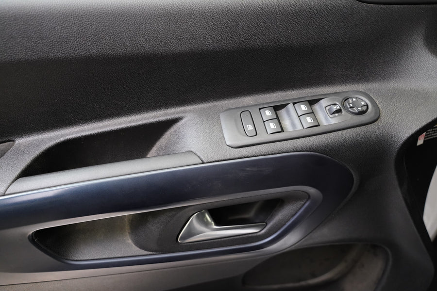 Peugeot Rifter 1.5 BlueHDi 96 kW ALLURE – foto 12