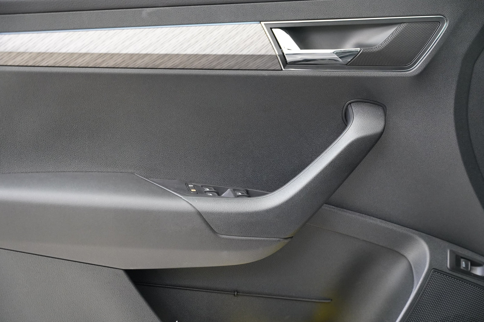 Škoda Karoq 1.5 TSI 110 kW Top Selection – foto 12