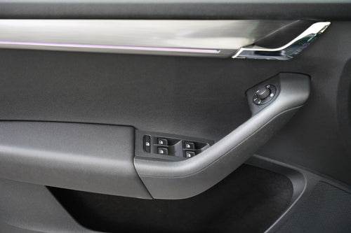 Škoda Octavia 1.6 TDI 85 kW Style Business – foto 12