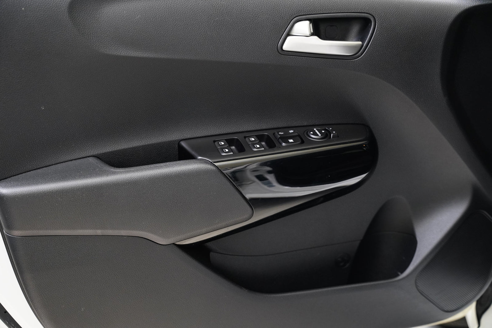 Kia Picanto 1.0 DOHC 49 kW Dream Team – foto 12