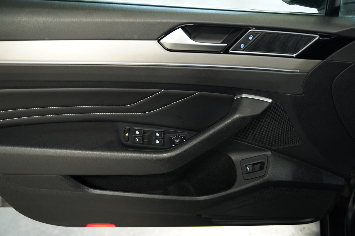 Volkswagen Passat 2.0 TDI 176 kW Elegance – foto 12