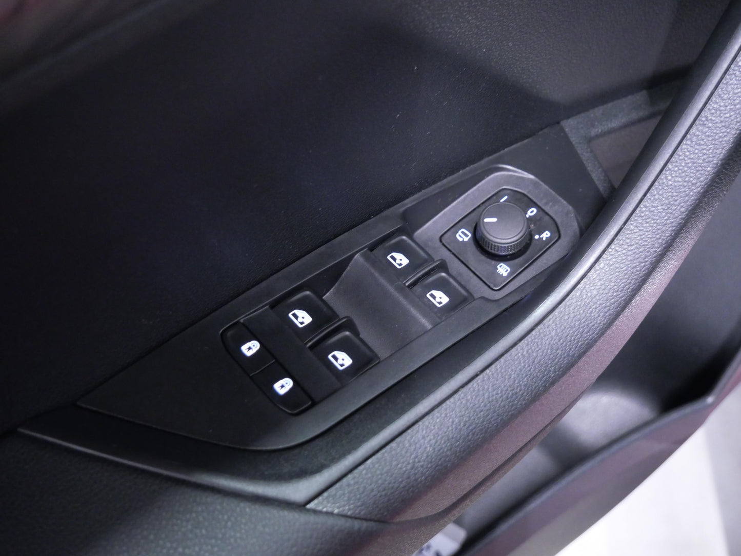 Škoda Karoq 1.5 TSI 110 kW Top Selection