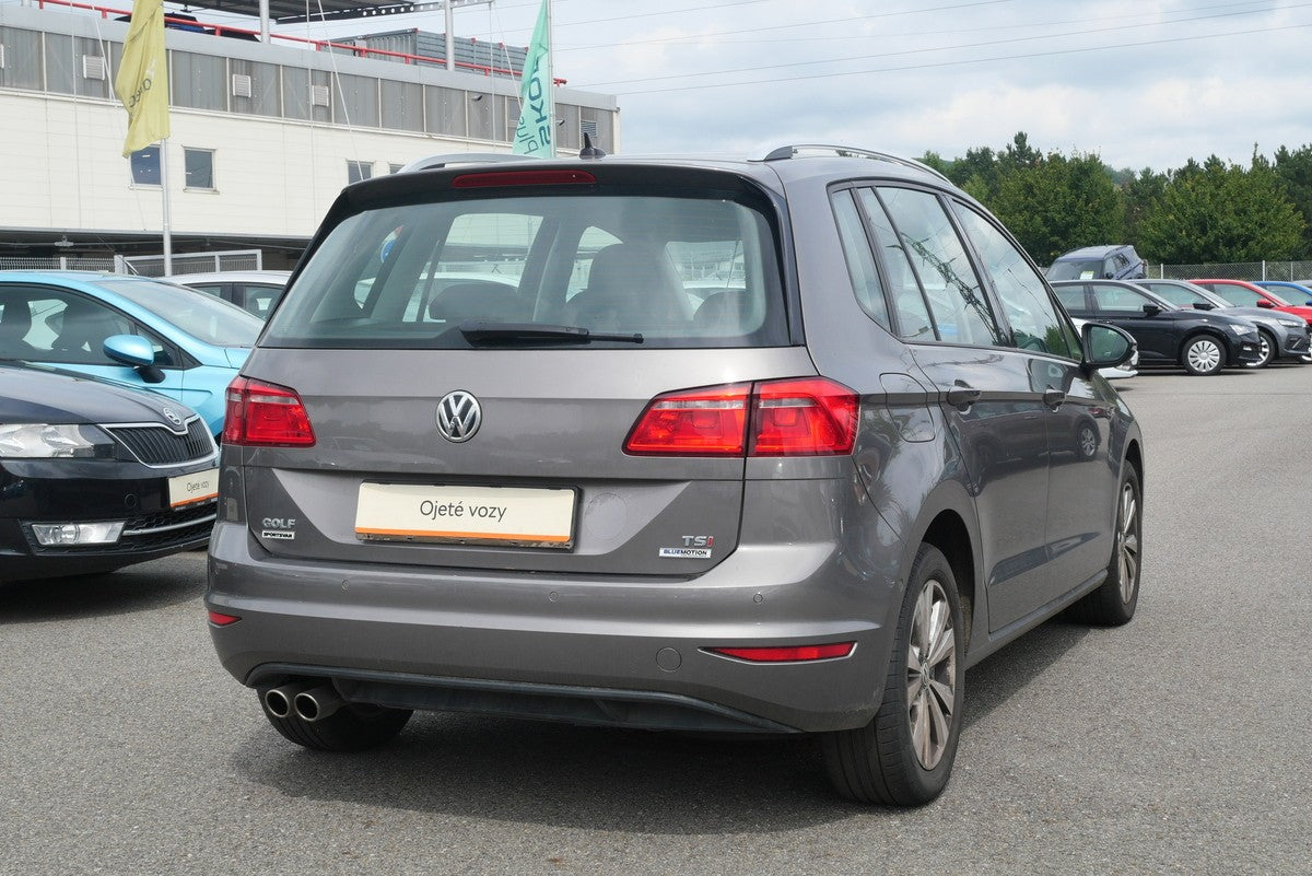 Volkswagen Golf 1.4 TSI 92 kW Comfort Edition – foto 2