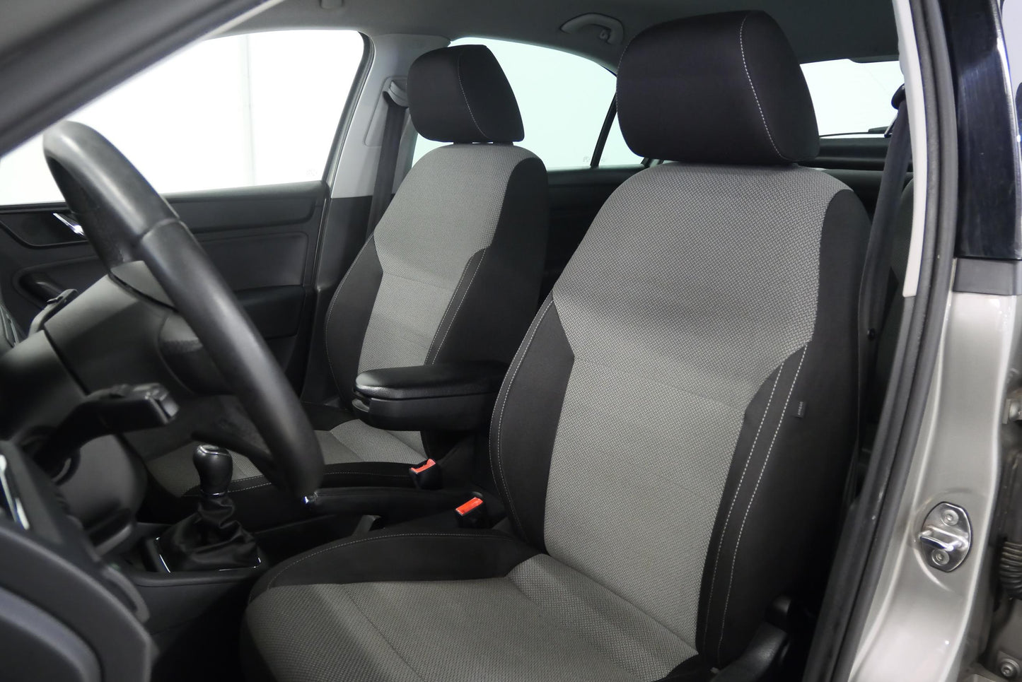 Škoda Rapid 1.6 TDI 77 kW Elegance Extra+