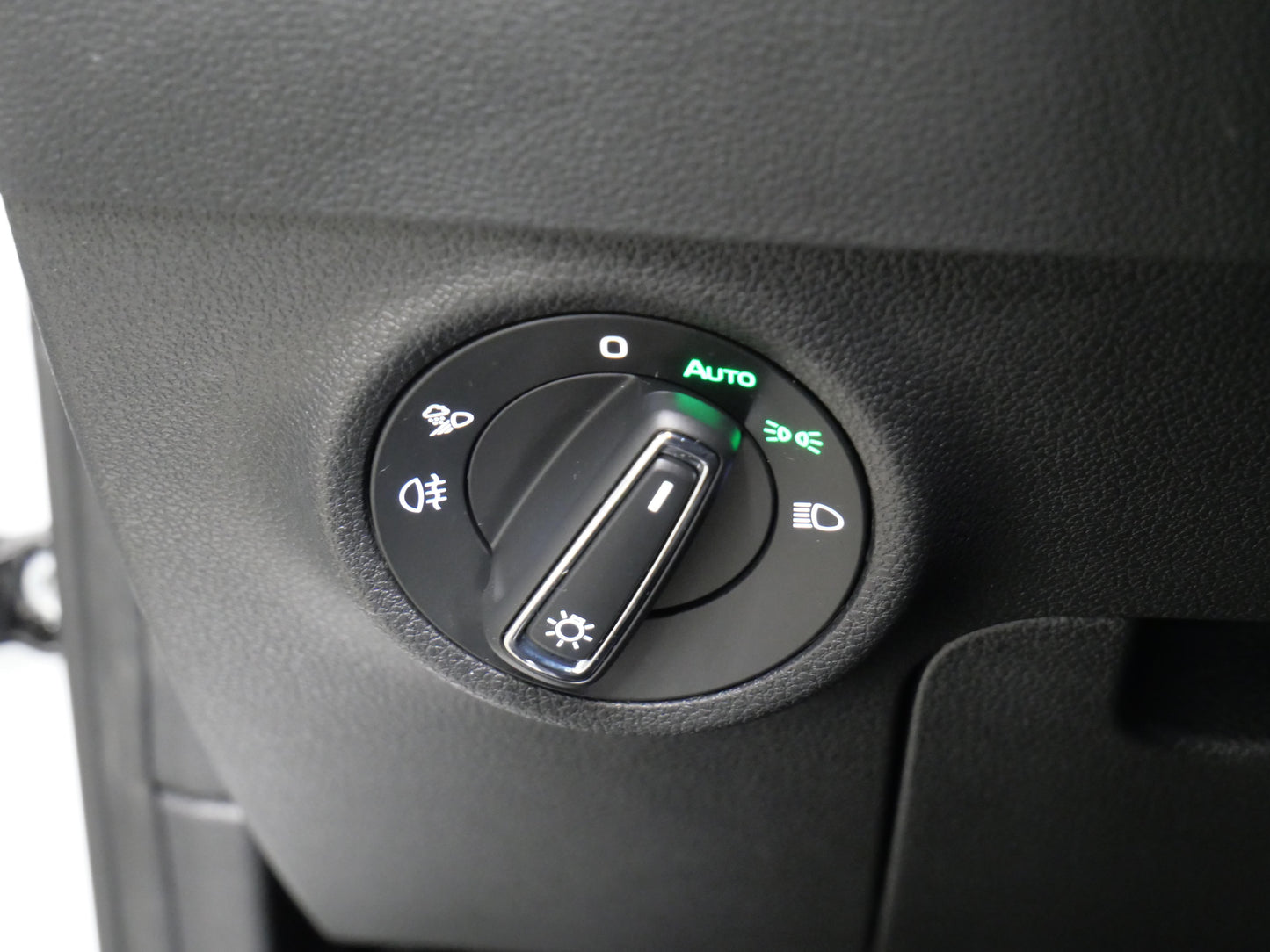 Škoda Karoq 1.5 TSI 110 kW Top Selection
