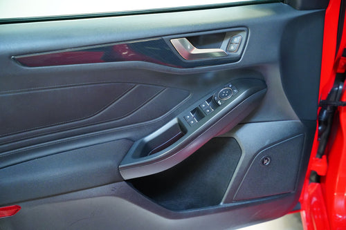 Ford Focus 2.0 TDCi 110 kW ST-Line – foto 12