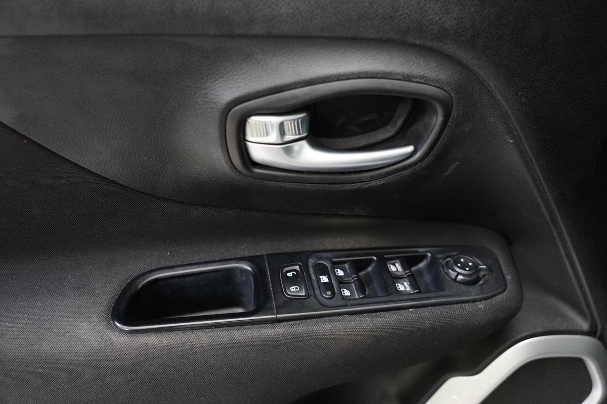 Jeep Renegade 1.6 e-torq 81 kW FWD Longitude