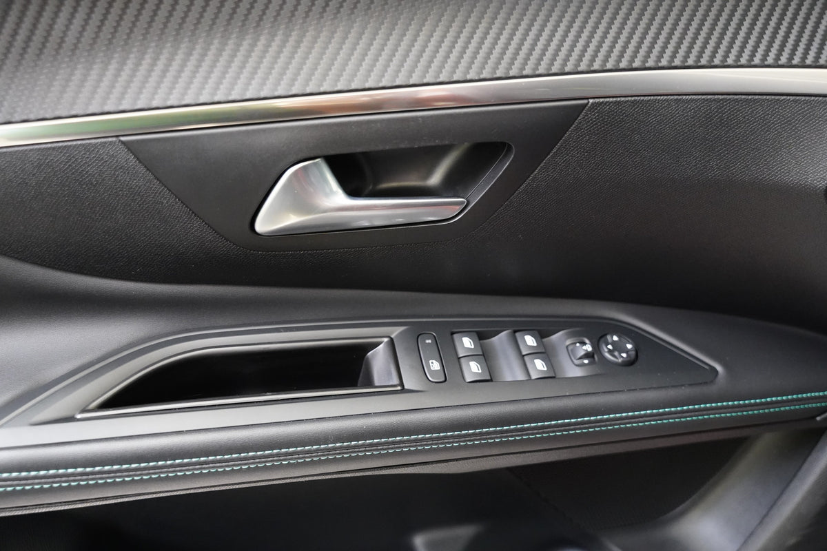 Peugeot 5008 1.2 PureTech 96 kW ALLURE – foto 12