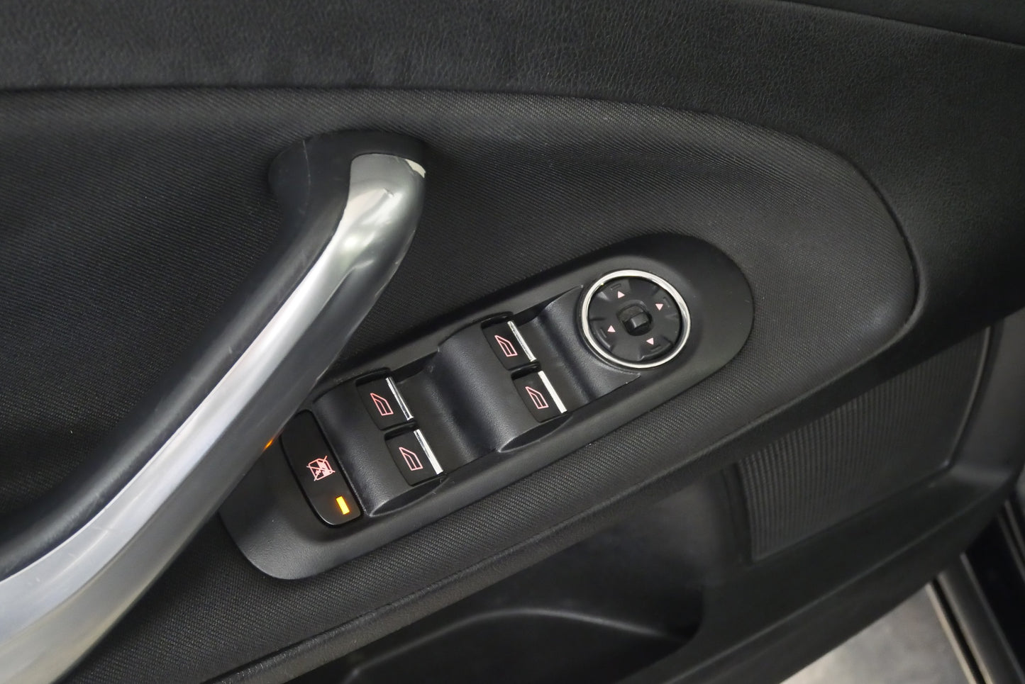 Ford Mondeo 1.6 EcoBoost 118 kW Trend