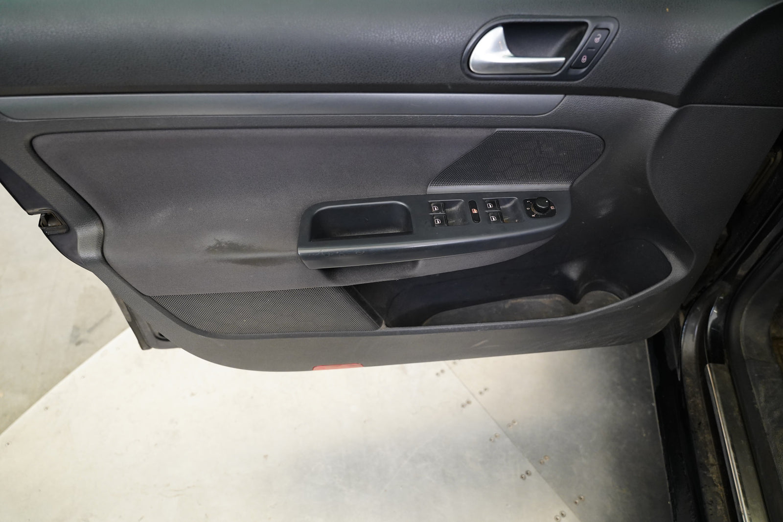 Volkswagen Golf 1.9 TDI 77 kW Trendline – foto 12