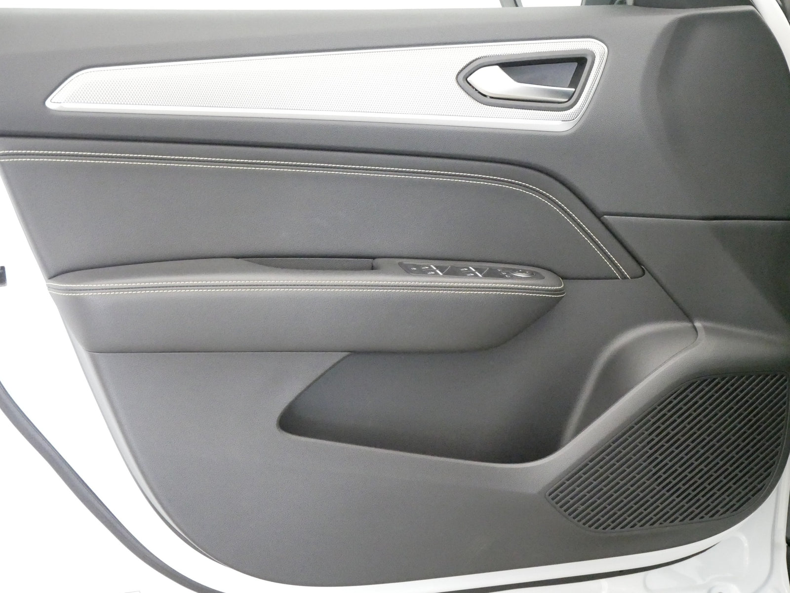 Renault Arkana 1.6 E-Tech 69 kW – foto 12