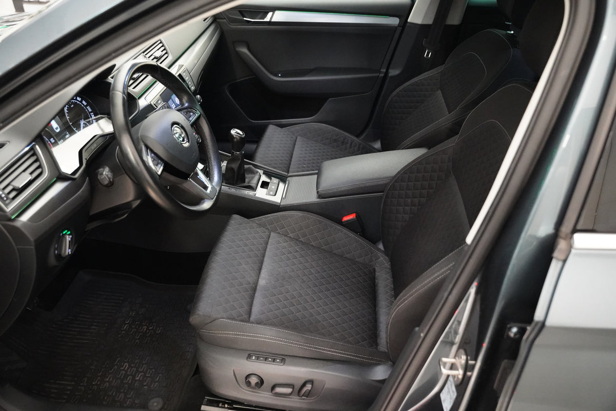 Škoda Superb 2.0 TDI 140 kW Style – foto 13