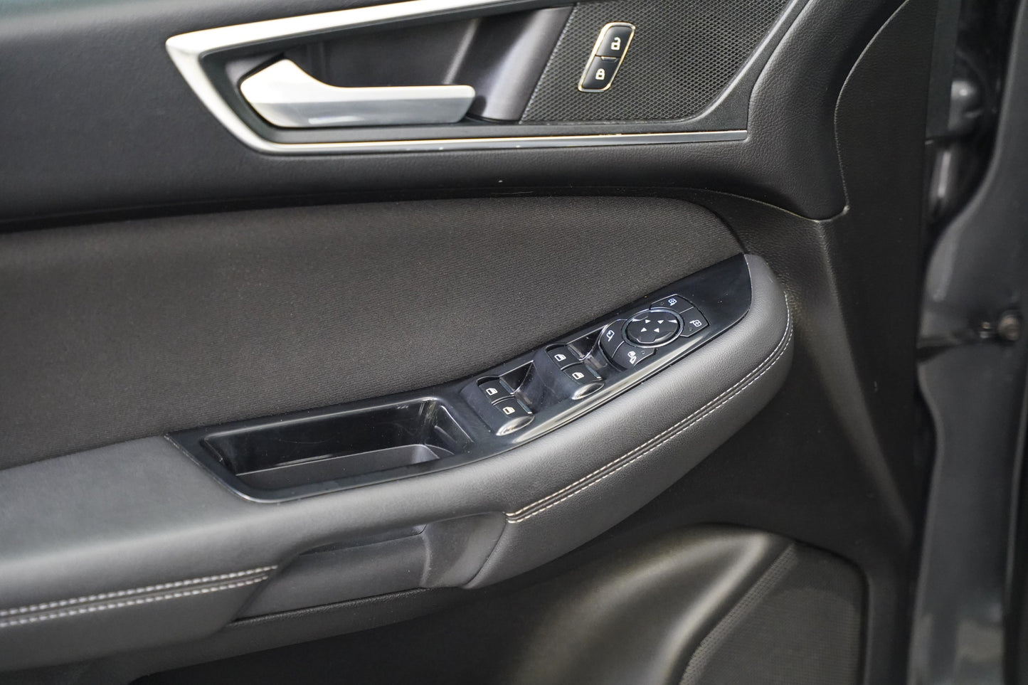 Ford S-MAX 2.0 TDCi 132 Titanium