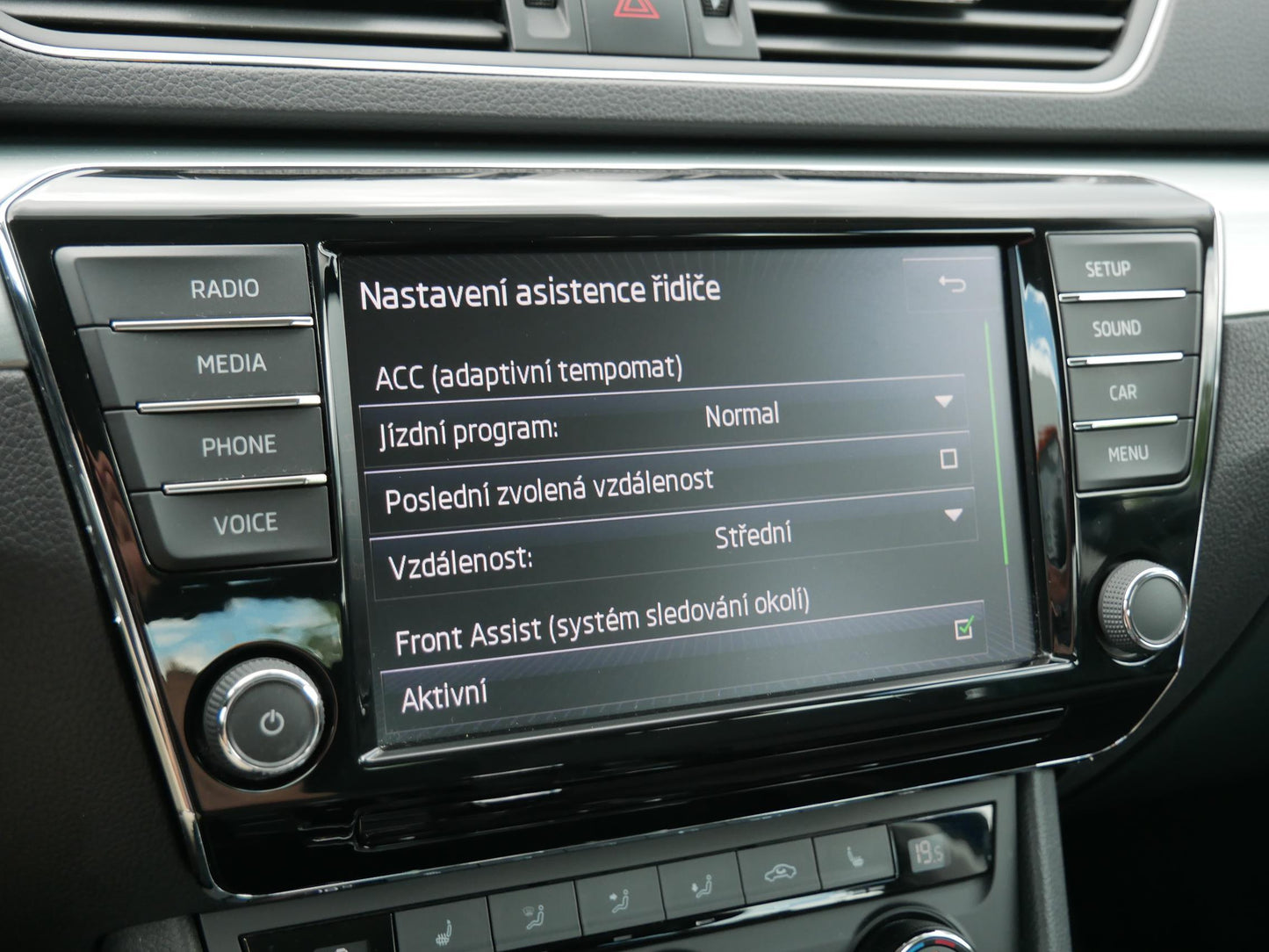 Škoda Superb 1.8 TSI 132 kW Ambition Plus